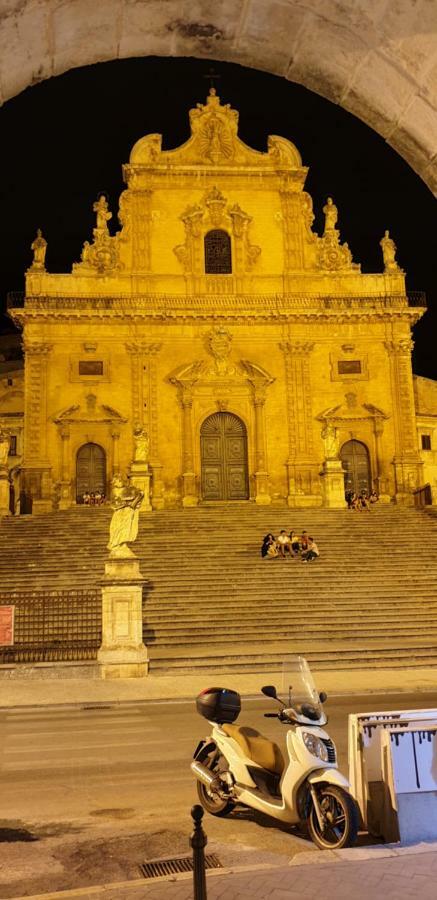 Villa Le Rose Di Modica Exterior foto